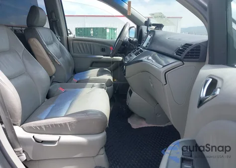 2006 Honda Odyssey Touring z USA, uszkodzony, nr VIN 5FNRL38886B123453